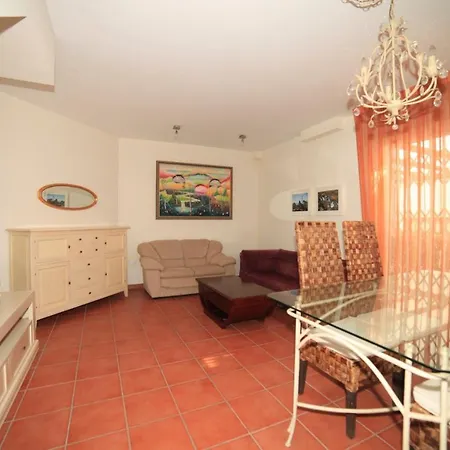 Adosado Con Jardin Y Piscina Palm 45 -